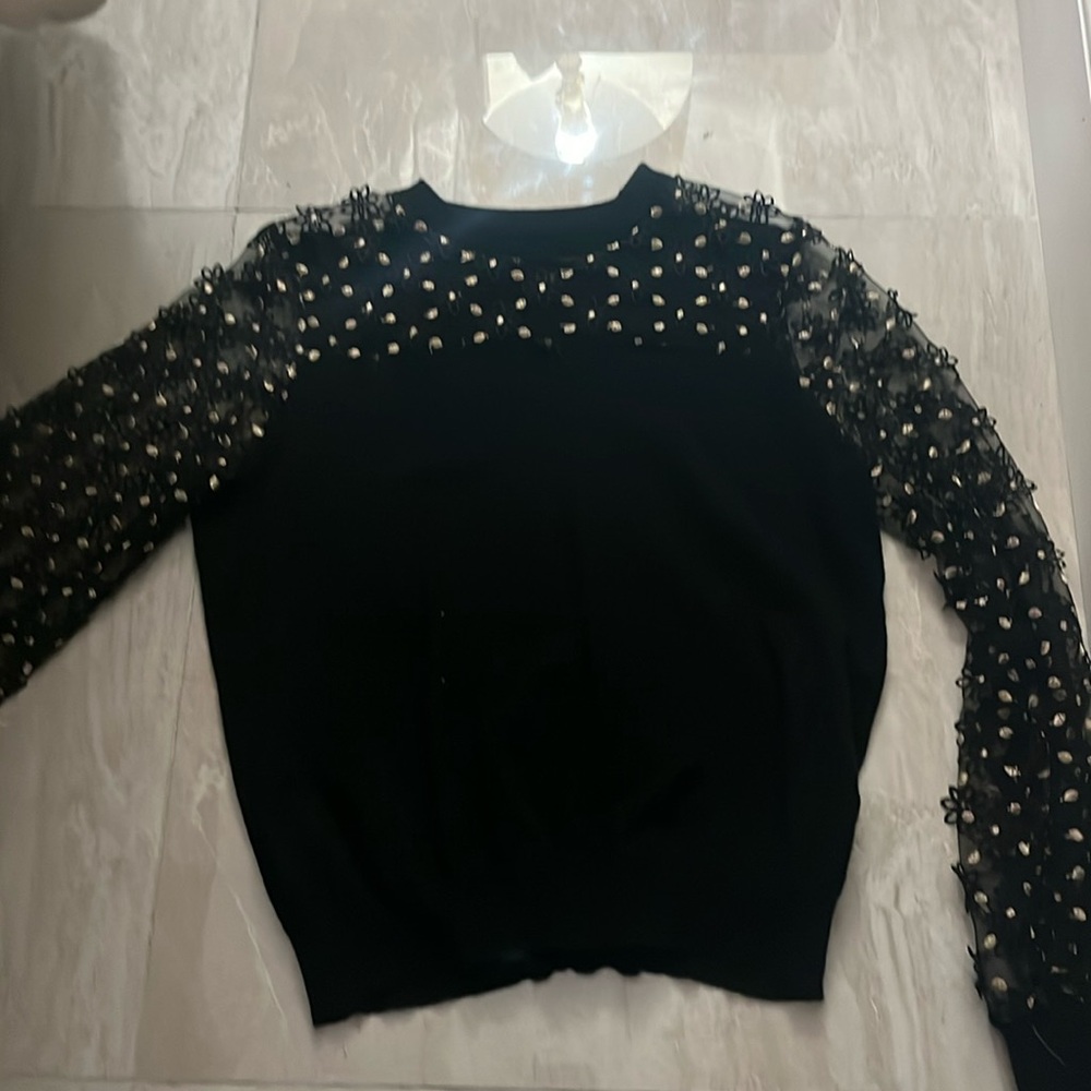 Lace long sleeve and upper chest
